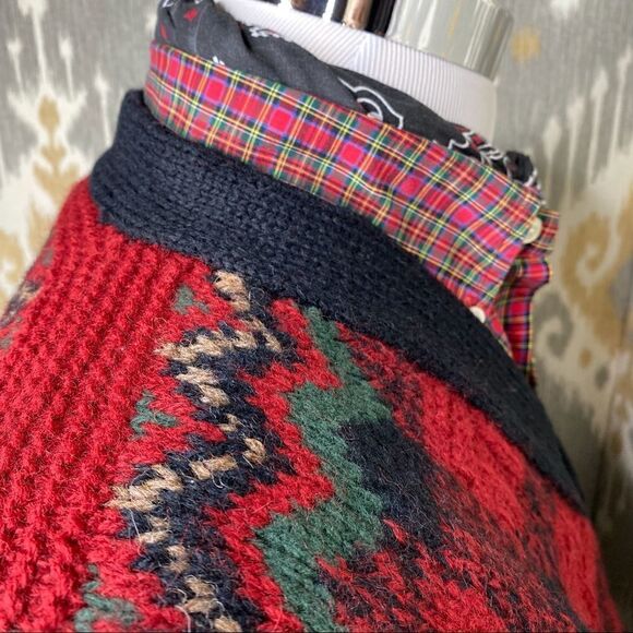 Polo Ralph Lauren Vintage Hand Knit Red & Black Multi Wool V-Neck L/S Sweater - Picture 5 of 16